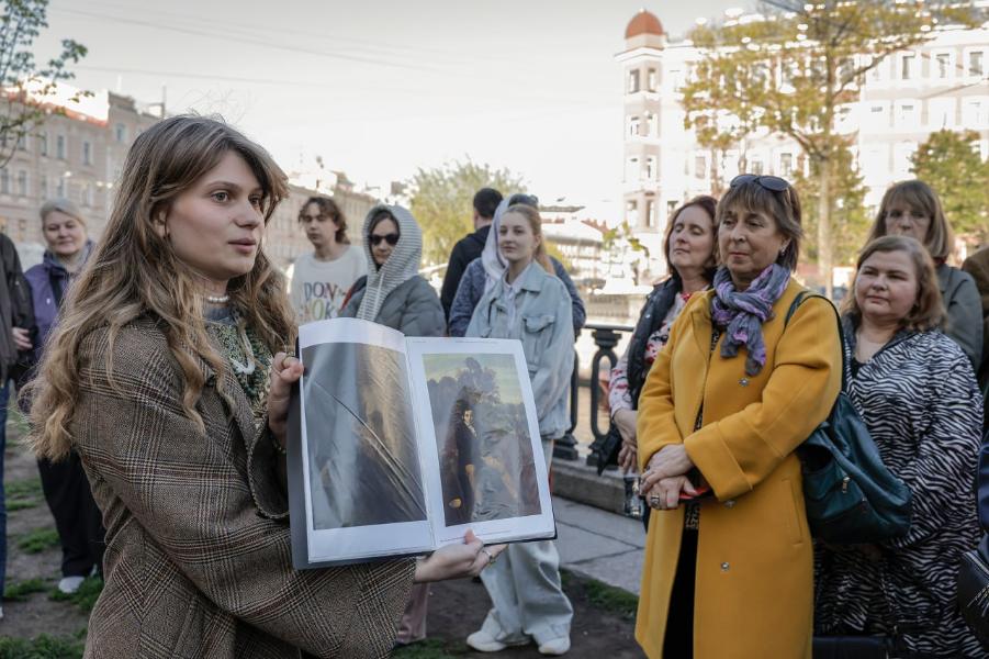 Экскурсия-прогулка «Вокруг Львиного моста»