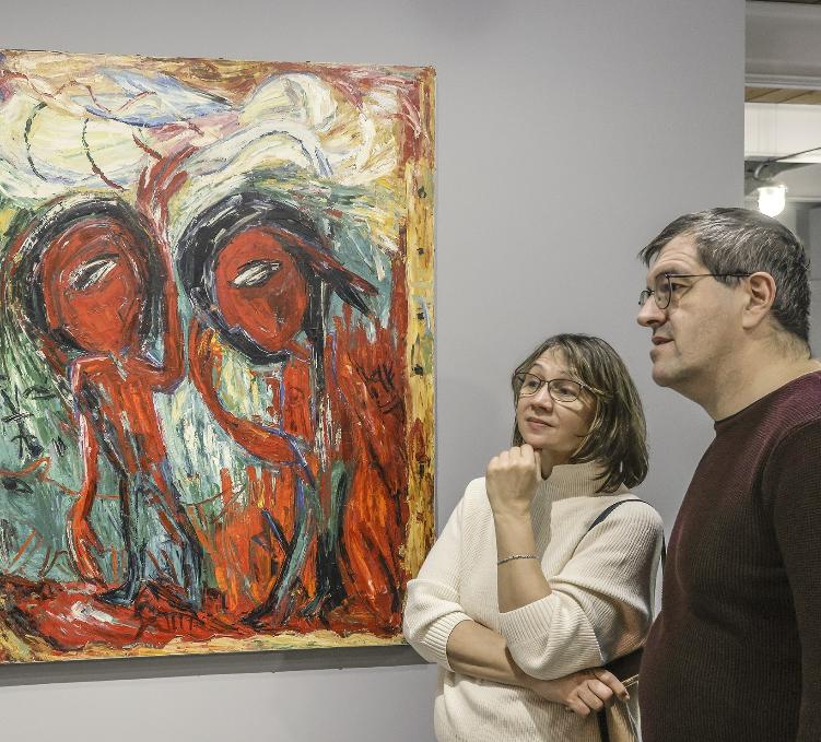 Экскурсия по выставке «Человек-жизнь-вселенная. Контраст сопоставлений» для посетителей серебряного возраста