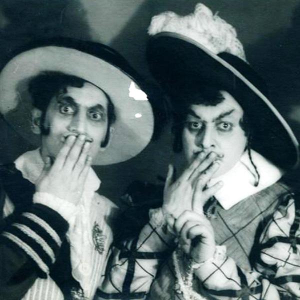 Семейная экскурсия по выставке «Николай Акимов и ученики»