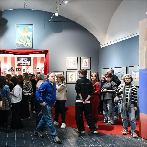 Квест «Неладно что-то в Датском королевстве» по выставке «Николай Акимов и ученики» 