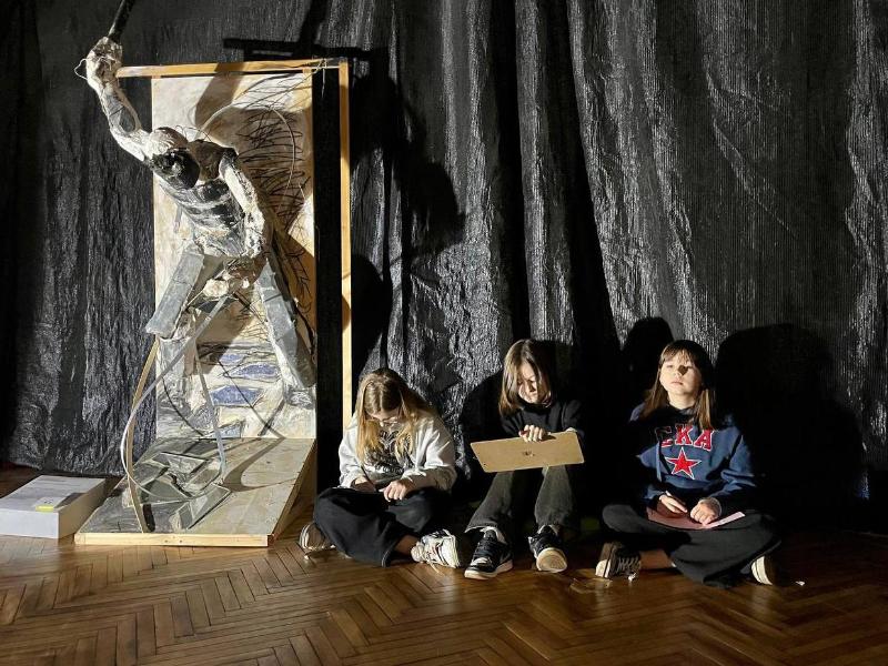 Авторская экскурсия «Эрос и Танатос» по выставке «Фрагменты эпох» из коллекции МИСП