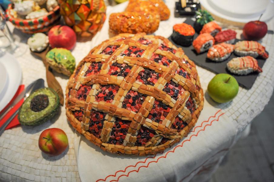 Экскурсия по выставке «Человек-Жизнь-Вселенная. Контраст сопоставлений»