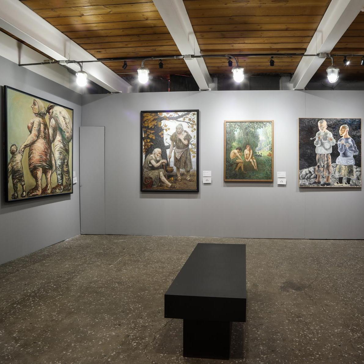 Экскурсия по выставке «Человек-жизнь-вселенная. Контраст сопоставлений» для посетителей серебряного возраста