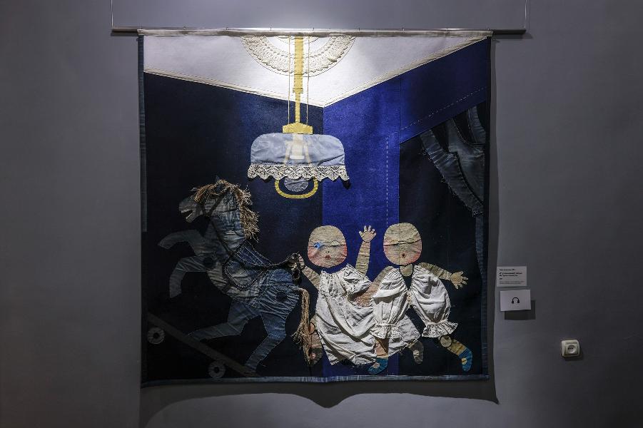 Экскурсия по выставке «Фрагменты эпох» из коллекции МИСП для посетителей серебряного возраста