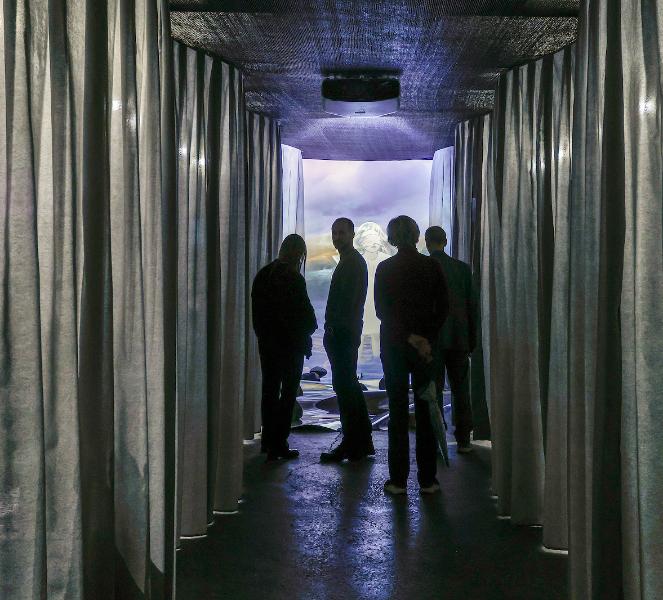 Кураторская экскурсия по выставке «Фрагменты эпох» из коллекции МИСП