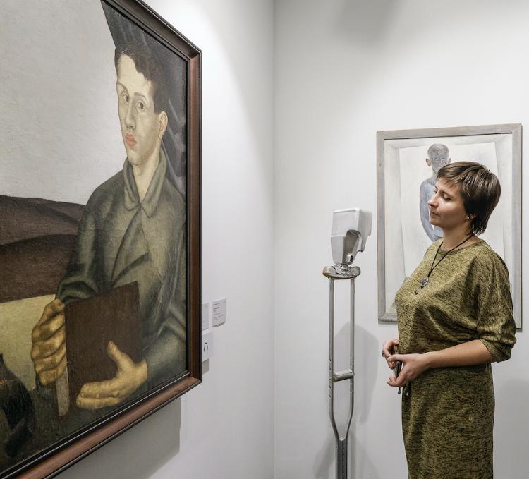 Экскурсия по выставке «Человек-Жизнь-Вселенная. Контраст сопоставлений»