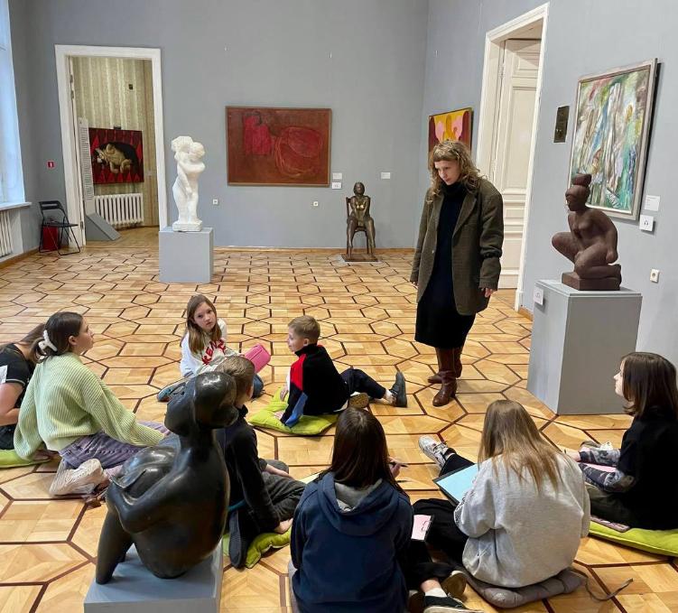 Экскурсия-игра для детей «В поисках главного героя»