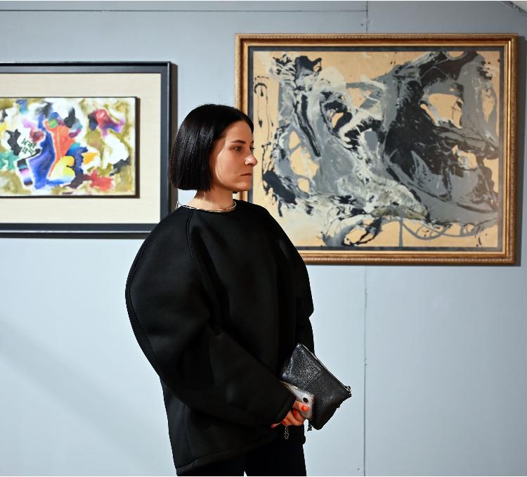 Экскурсия с куратором Еленой Куценко по выставке «Николай Акимов и ученики»